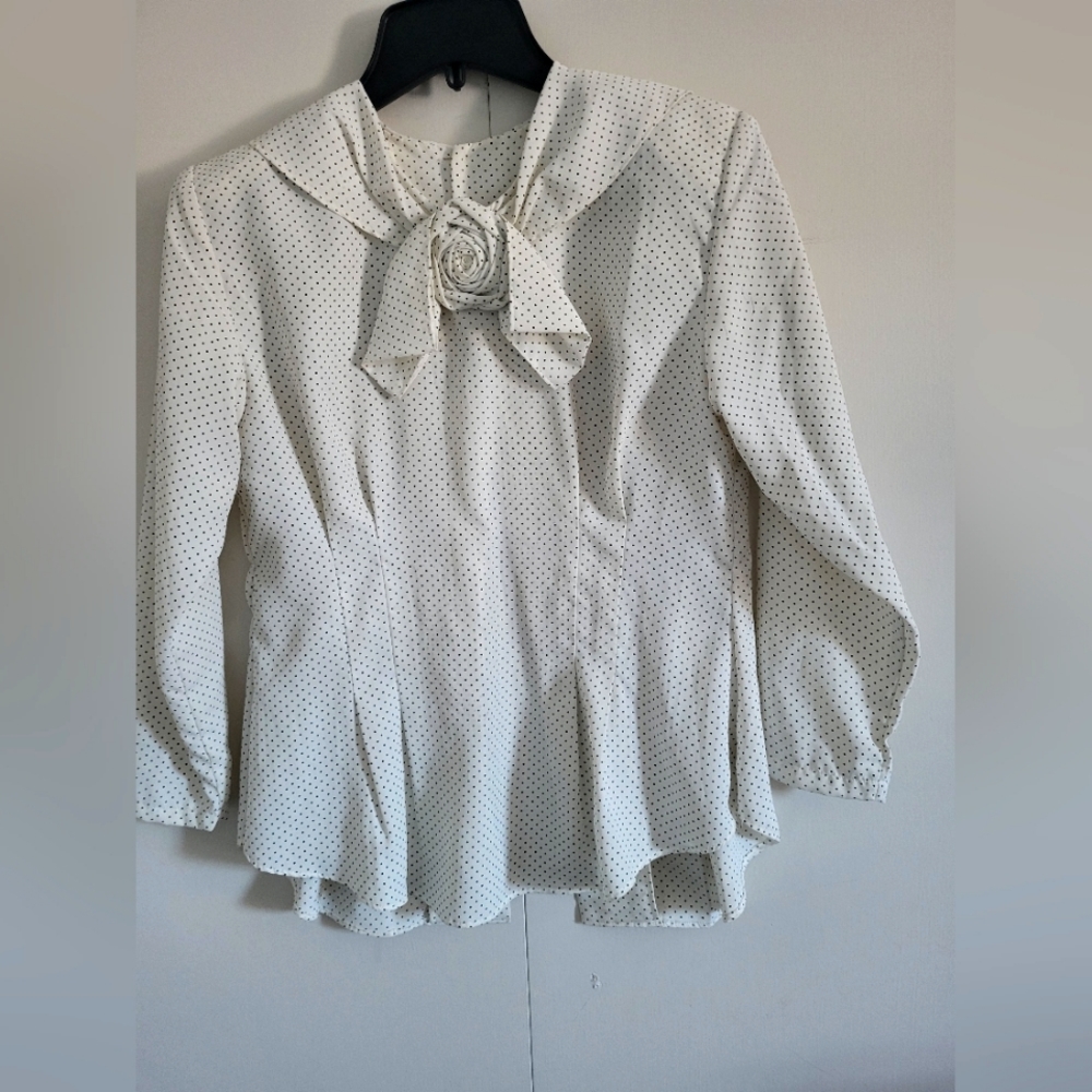 SOLD - Blouse with polka dot and button on the back - Picture 1 of 4